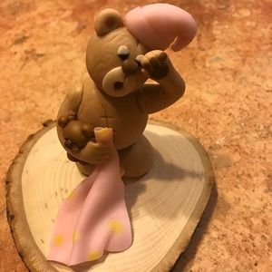 Teddy bear cake topper